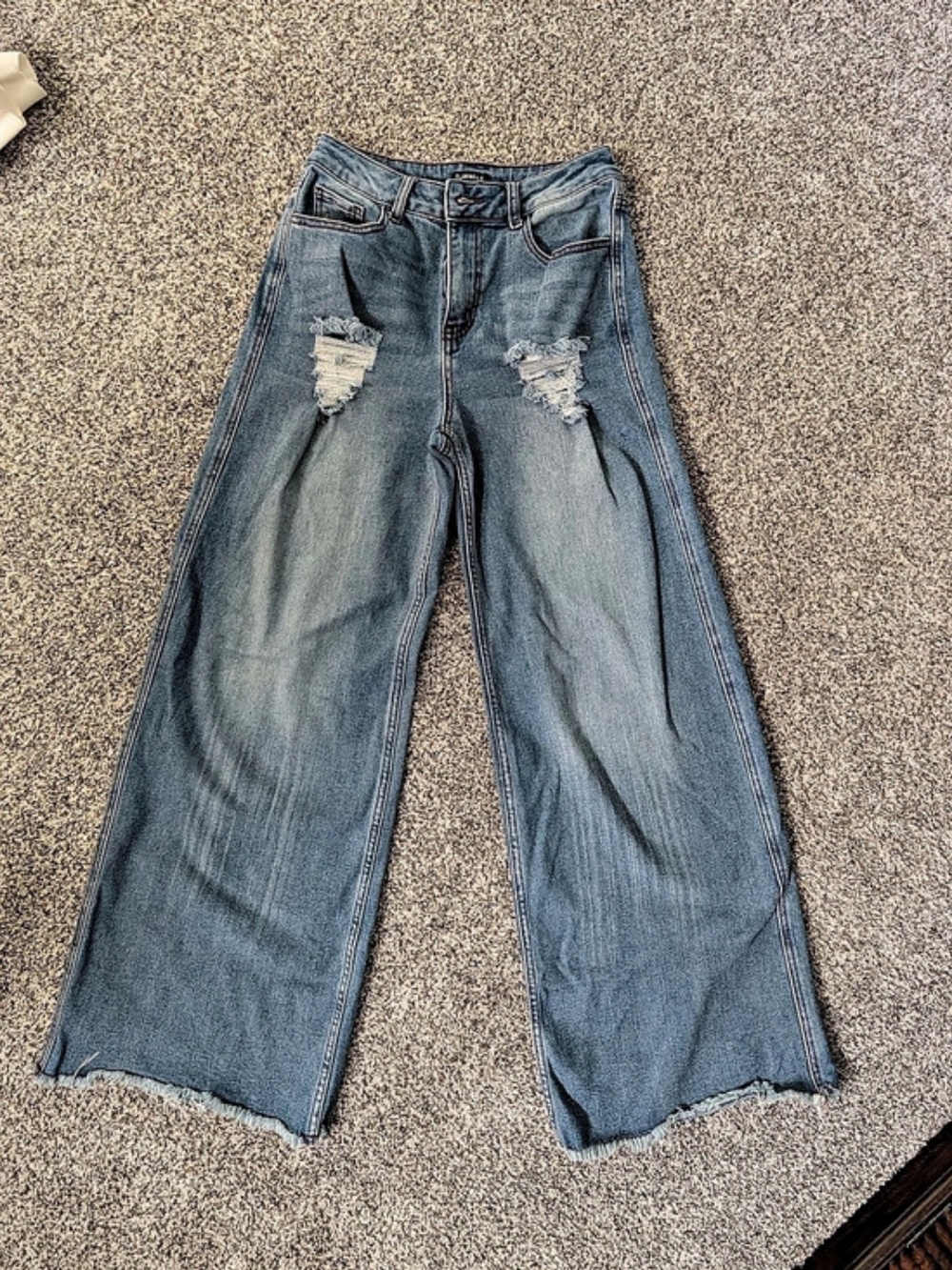 Flamingals HB Wide Leg Distressed Jeans in Blue Size Small